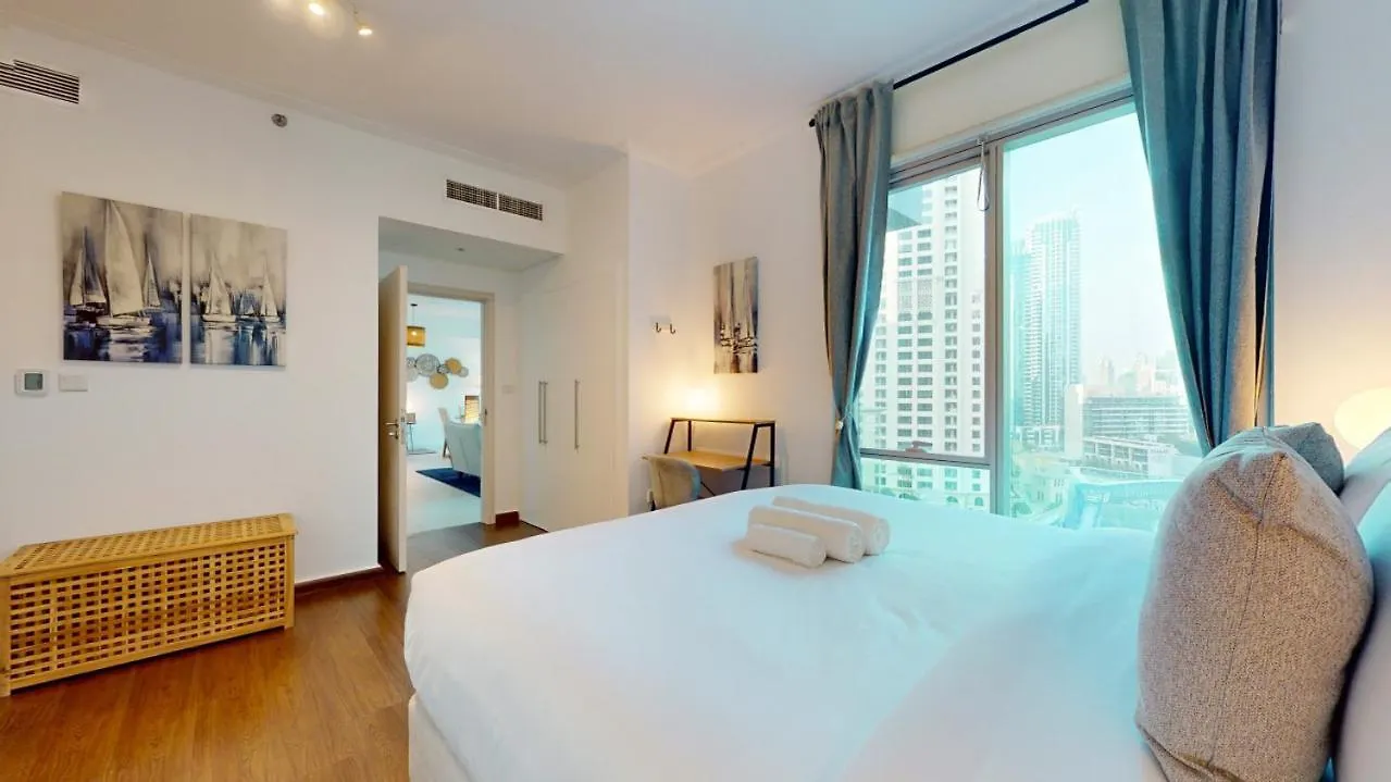 Apartment Attessa Tower - Vibrant One Bedroom In Marina Dubai